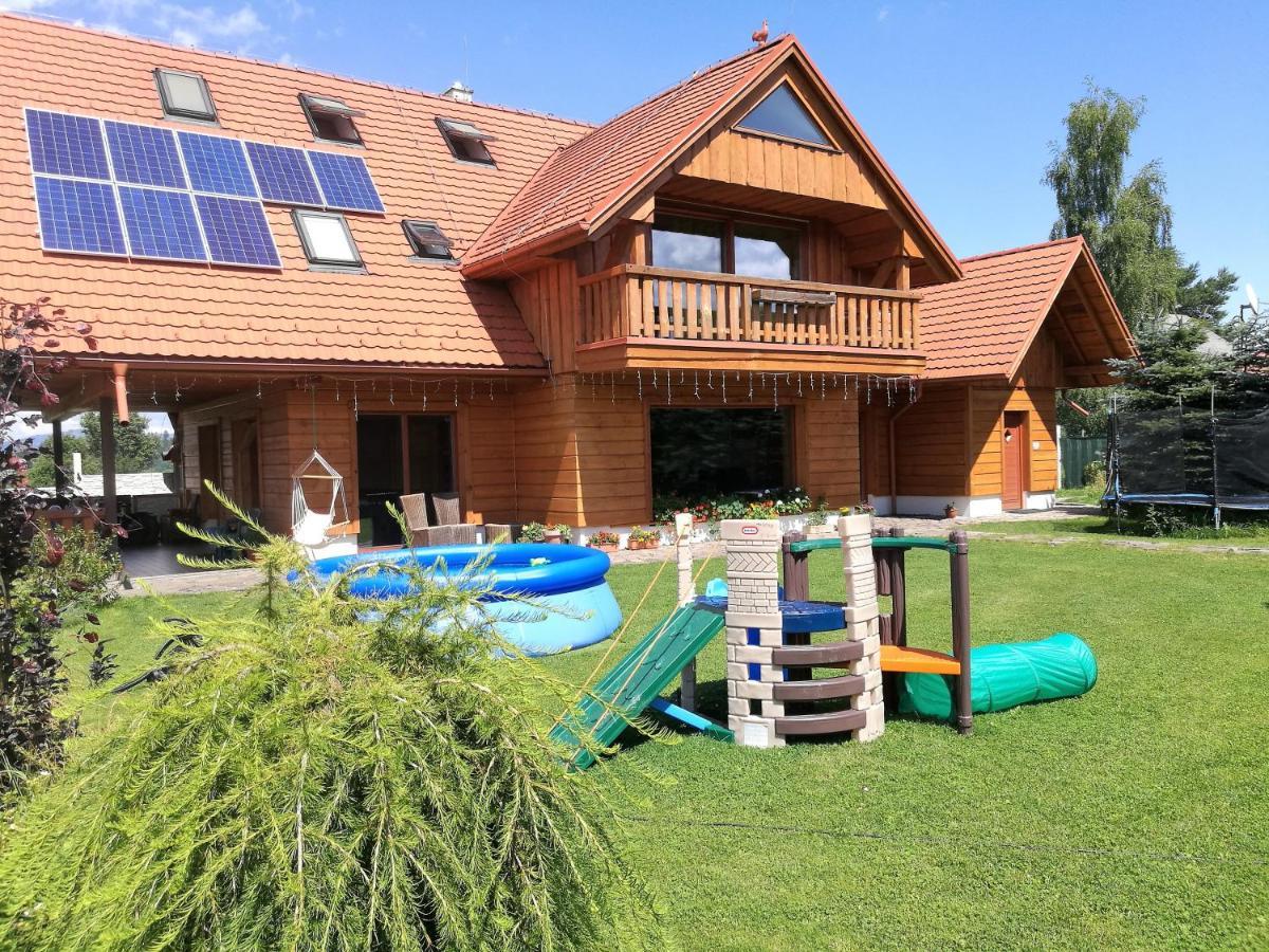 Bešeňová Holiday Home Holiday Raj מראה חיצוני תמונה