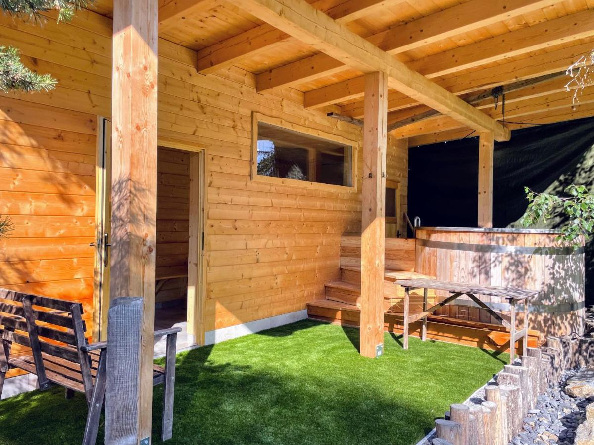 Bešeňová Holiday Home Holiday Raj מראה חיצוני תמונה