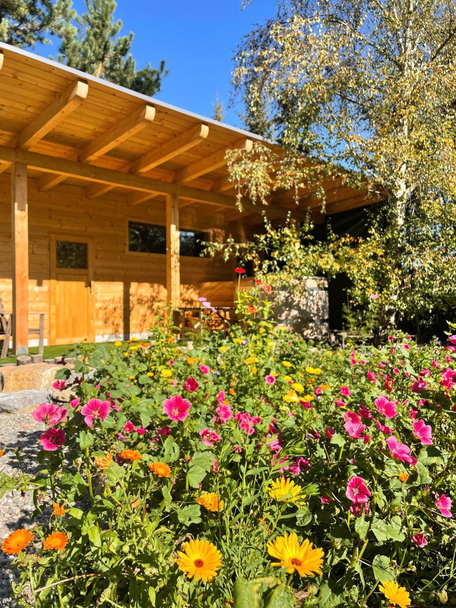 Bešeňová Holiday Home Holiday Raj מראה חיצוני תמונה
