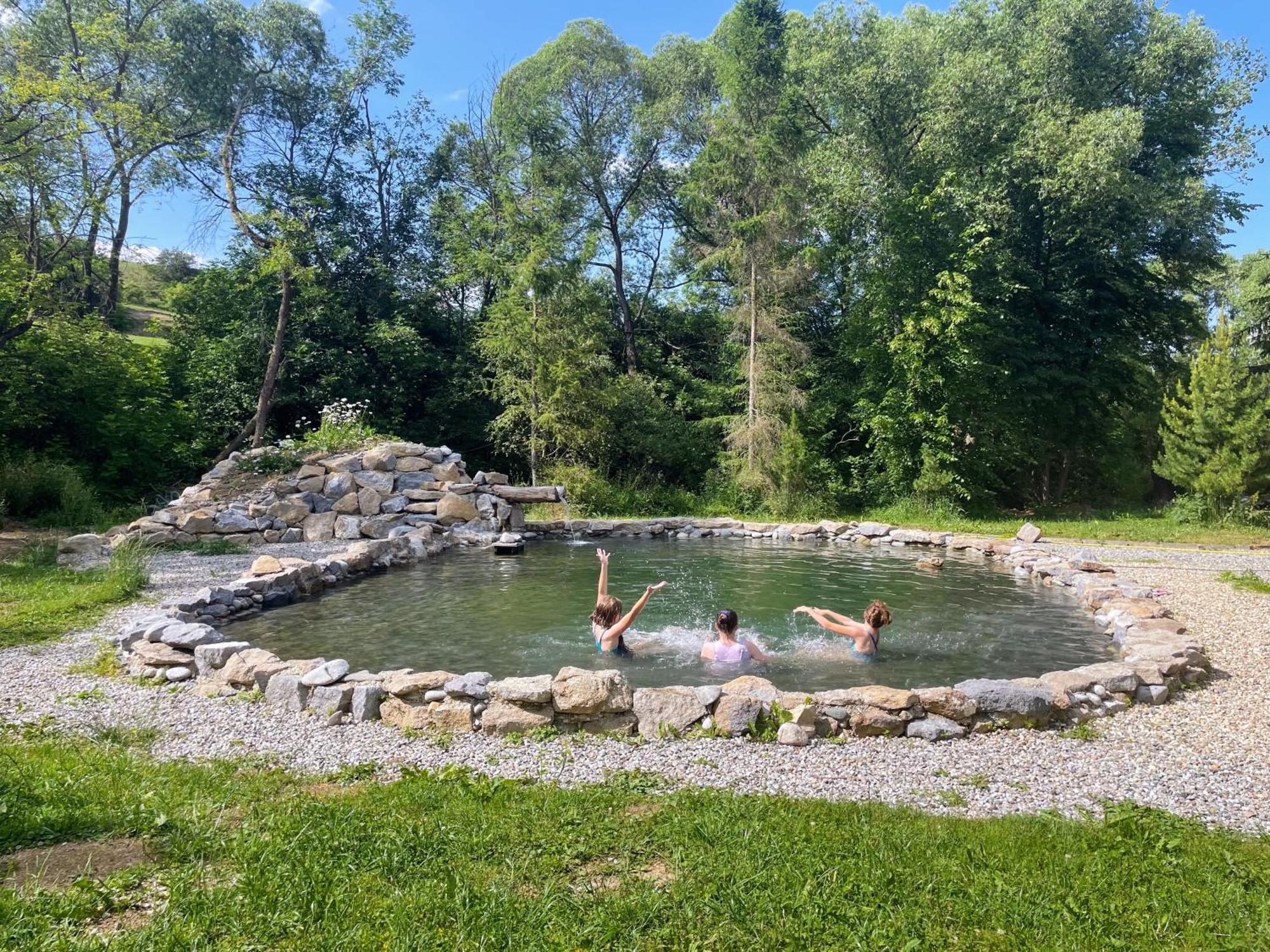 Bešeňová Holiday Home Holiday Raj מראה חיצוני תמונה